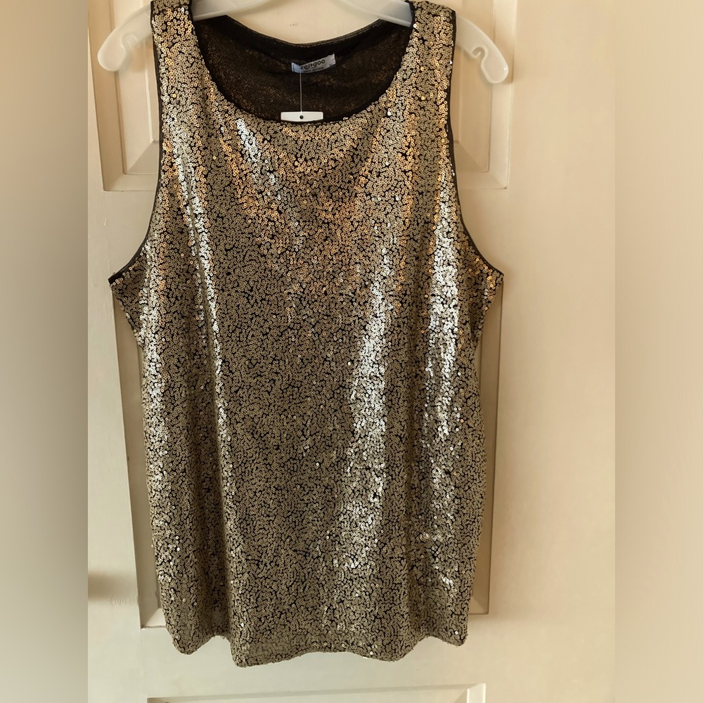NWT Shiny gold  sequins sleeveless top